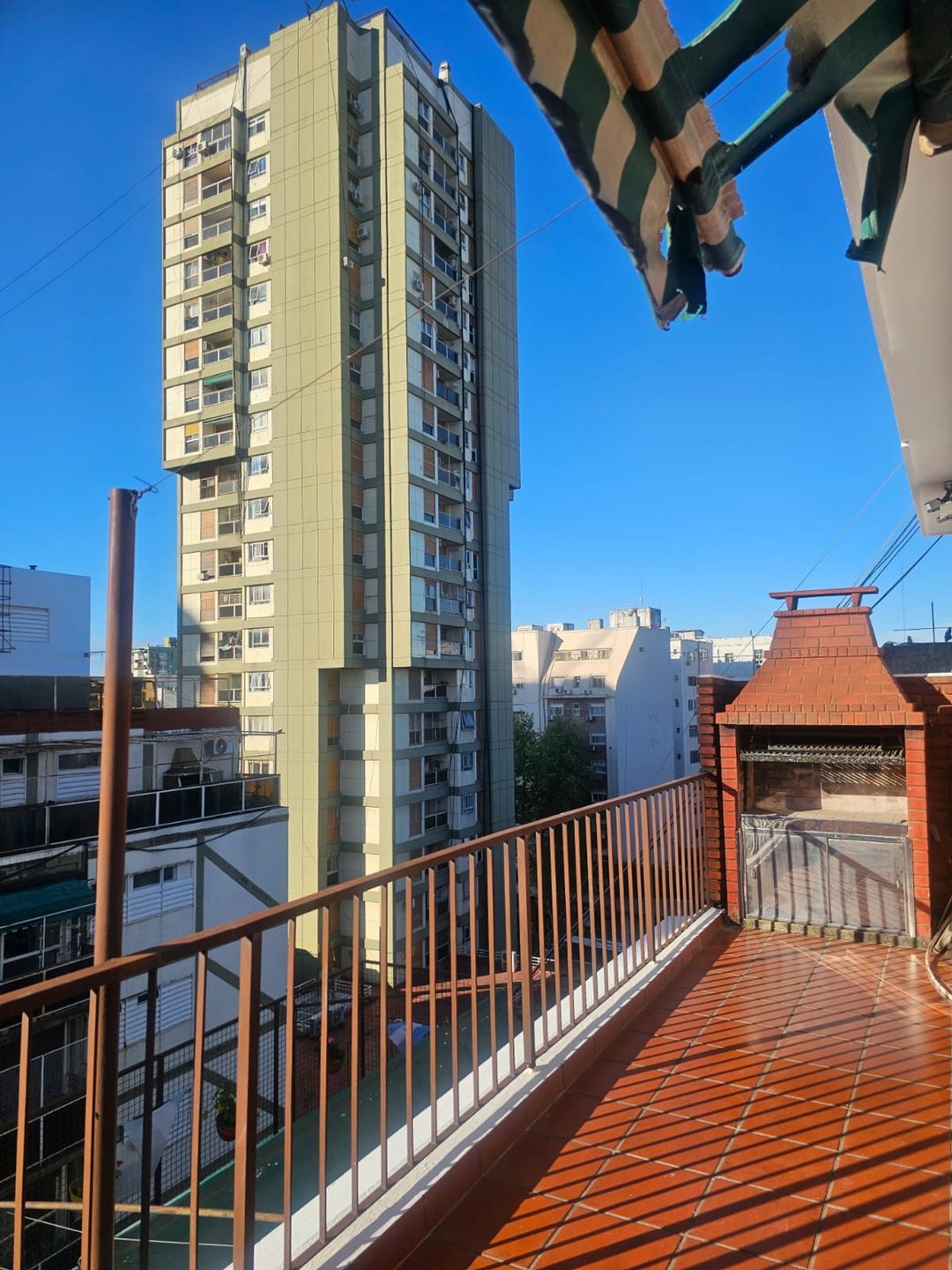 VENTA DEPTO 4 AMB BALCON TERRAZA PARRILLA CABALLIT