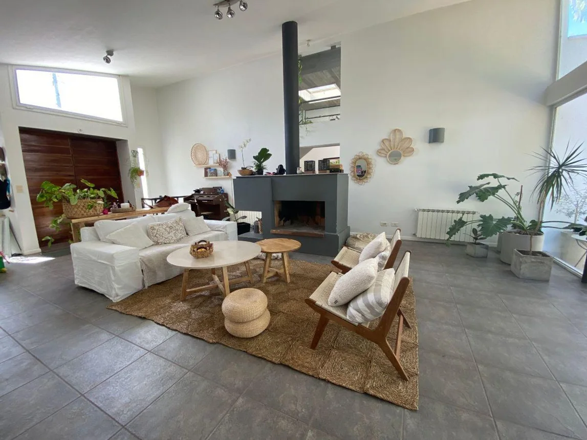 Casa en venta en Guaymallén, foto 2