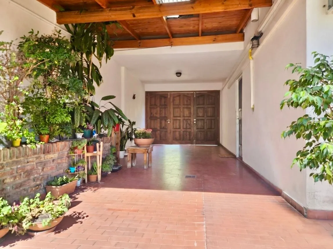 Casa de 4 ambientes en venta en Quilmes, Benito Pérez Galdós 1200, foto 4