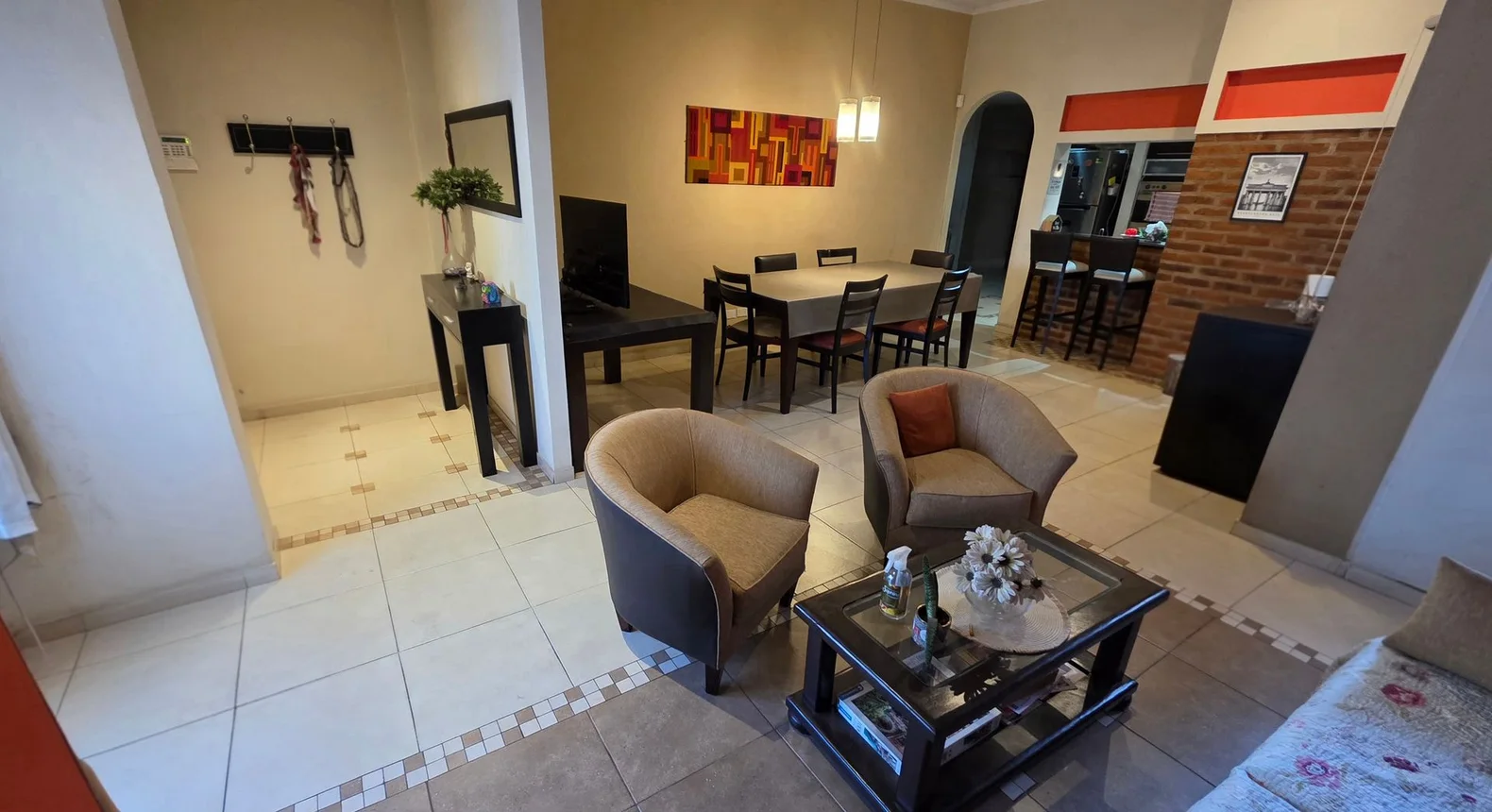 Casa en venta en Caseros, foto 3