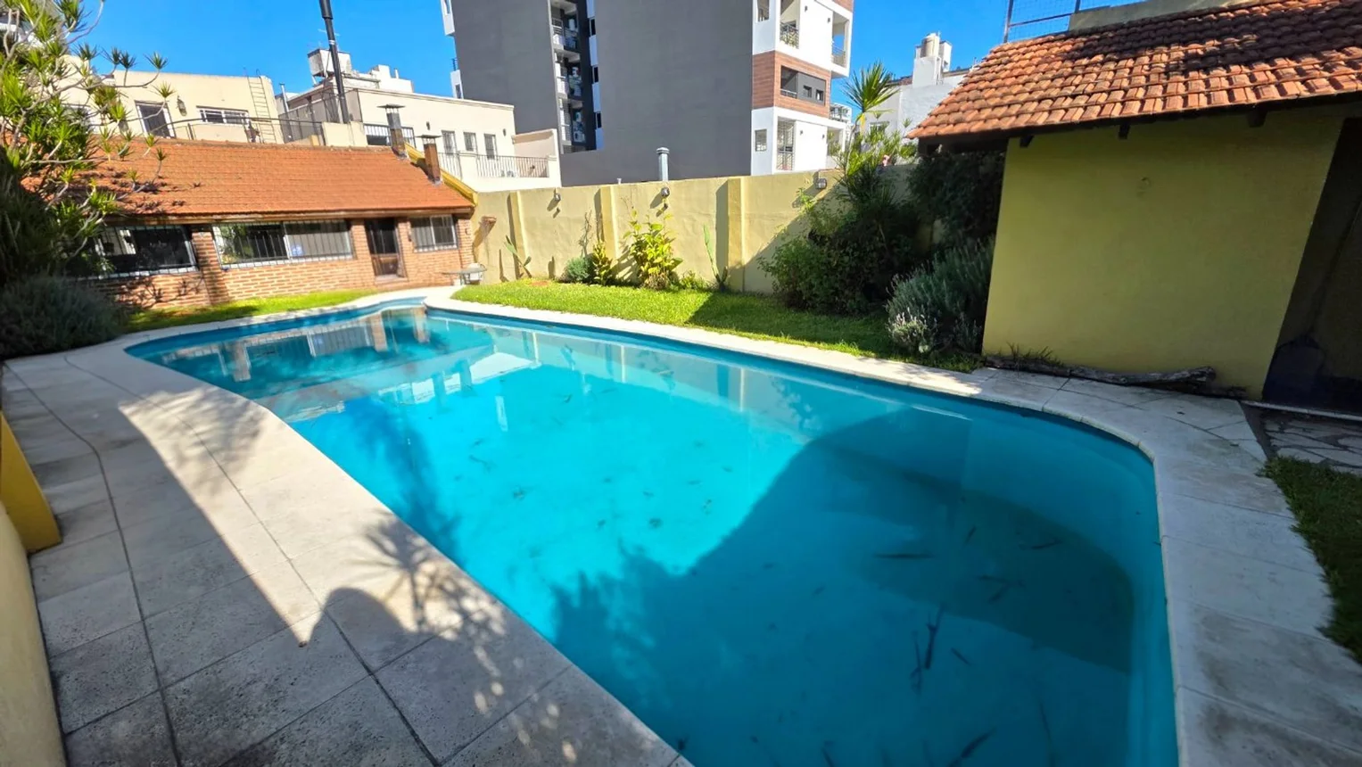 Casa en venta en Caseros, foto 2