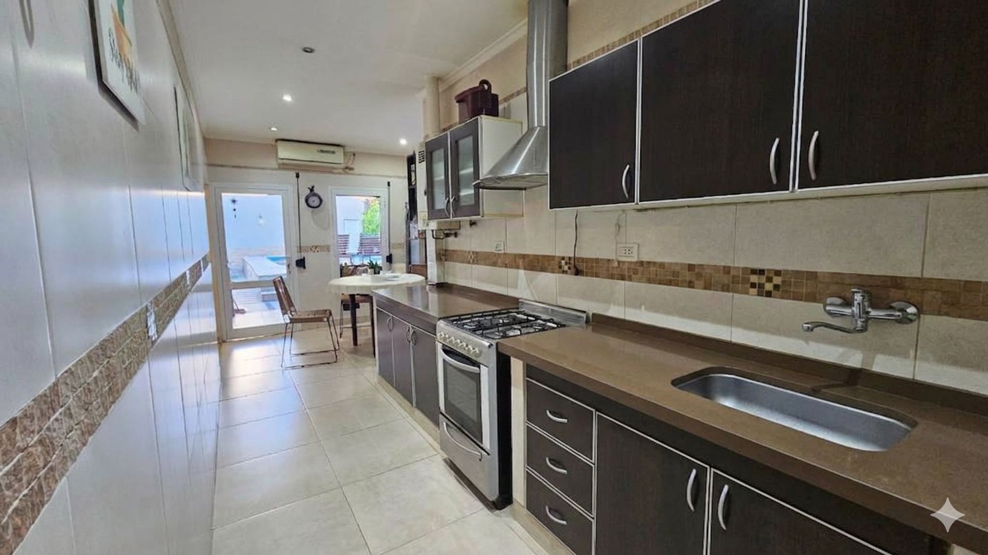 CASA EN VENTA GRAND BOURG LA ALBORADA 4 DORM - foto 5
