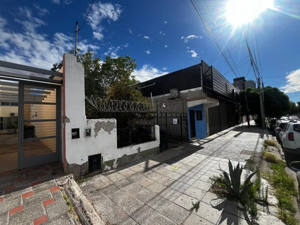 Casa en venta en Neuquén, foto 2