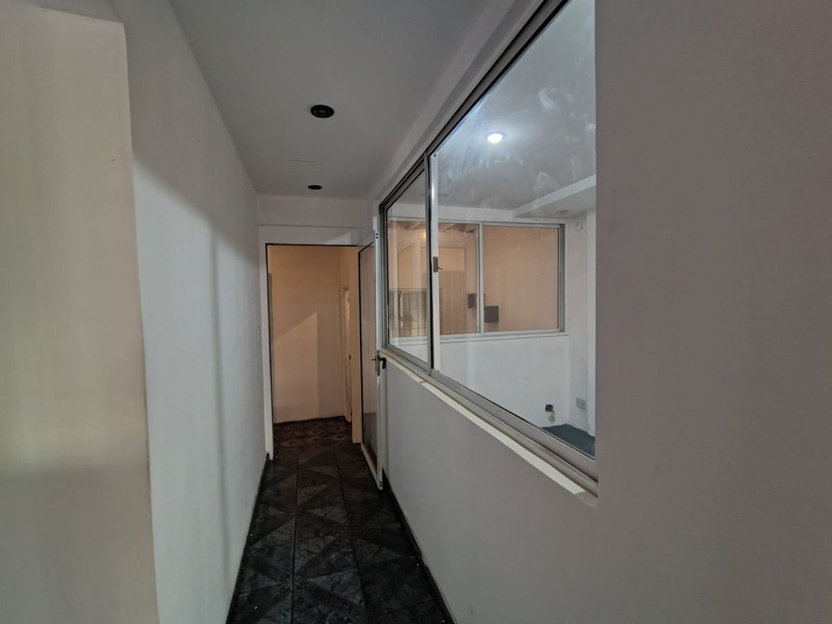 Foto 11 — VENTA BLOQUE GALPON +LOCALES+VIVIENDA MERLO