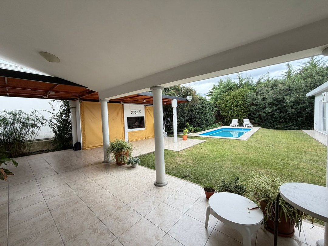 VENTA CASA 4 DORMITORIOS SAN ISIDRO VILLA ALLENDE