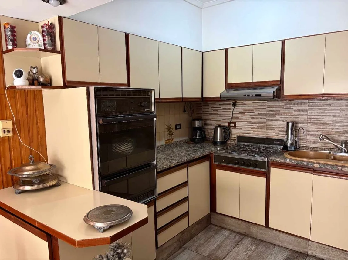 Casa de 5 ambientes en venta en Avellaneda, Dardo Rocha 100, foto 2