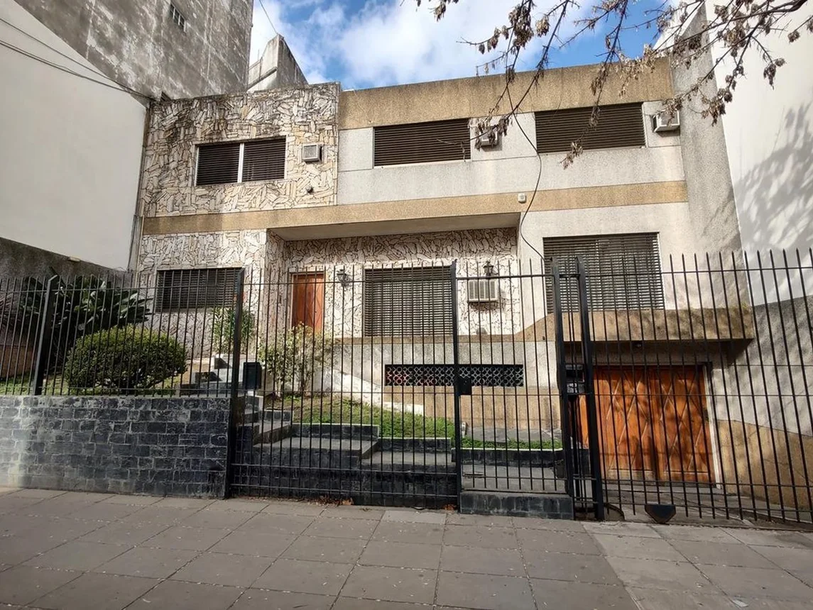 Casa de 5 ambientes en venta en Floresta, Bogotá 4400