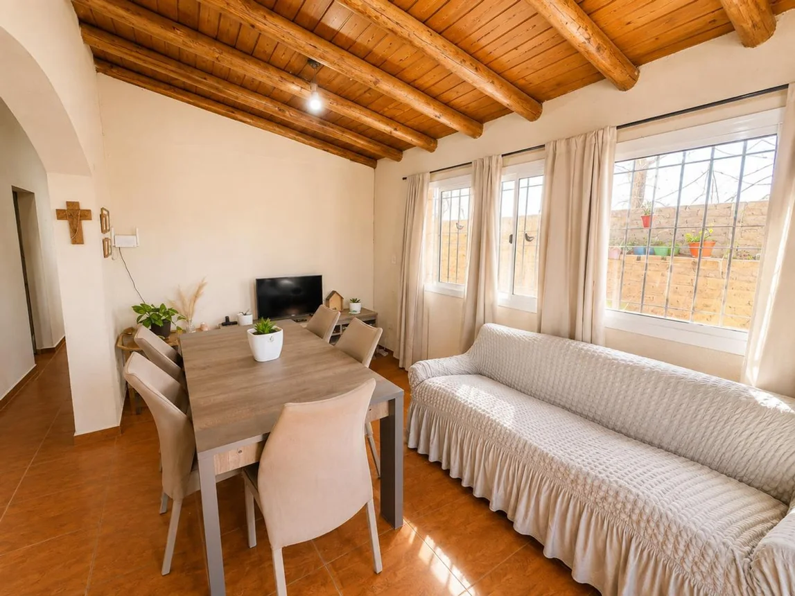 Casa de 3 ambientes en venta en Guaymallén, Severo del Castillo 5500, foto 2
