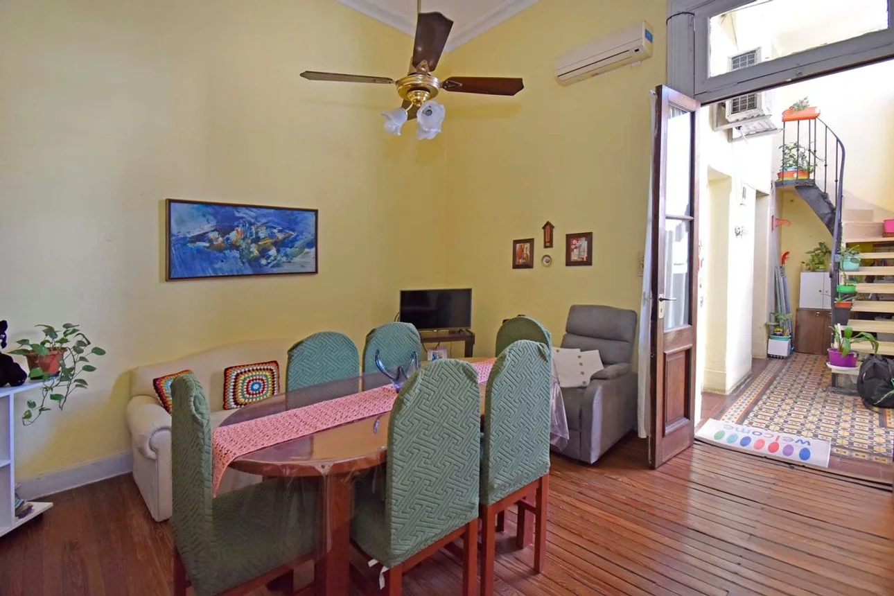 PH de 4 ambientes en venta en Balvanera, Moreno 2200
