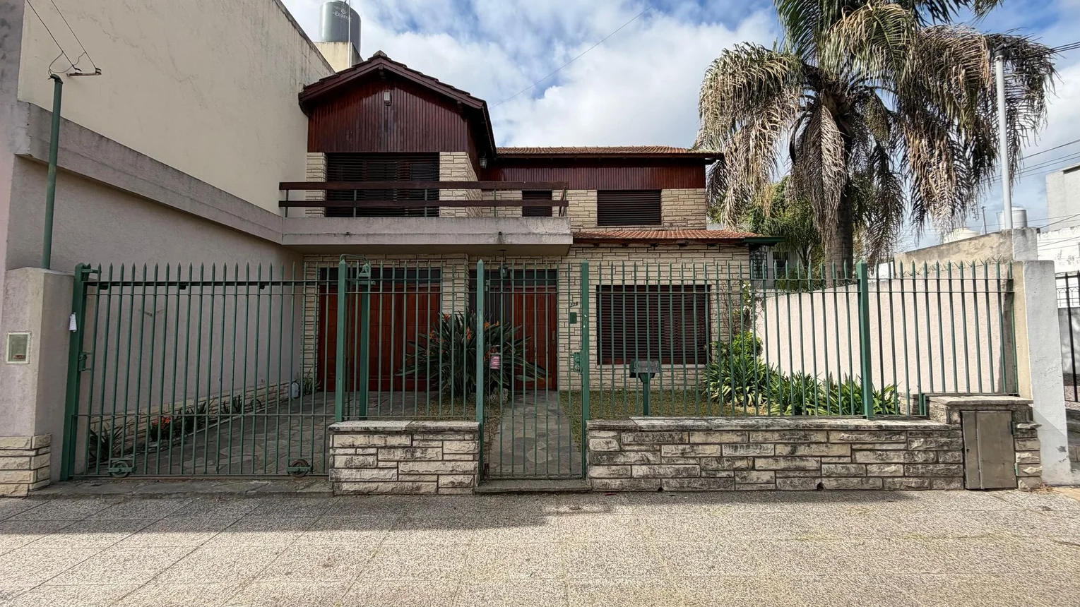 Casa en venta en Castelar, Urdinarrain 300