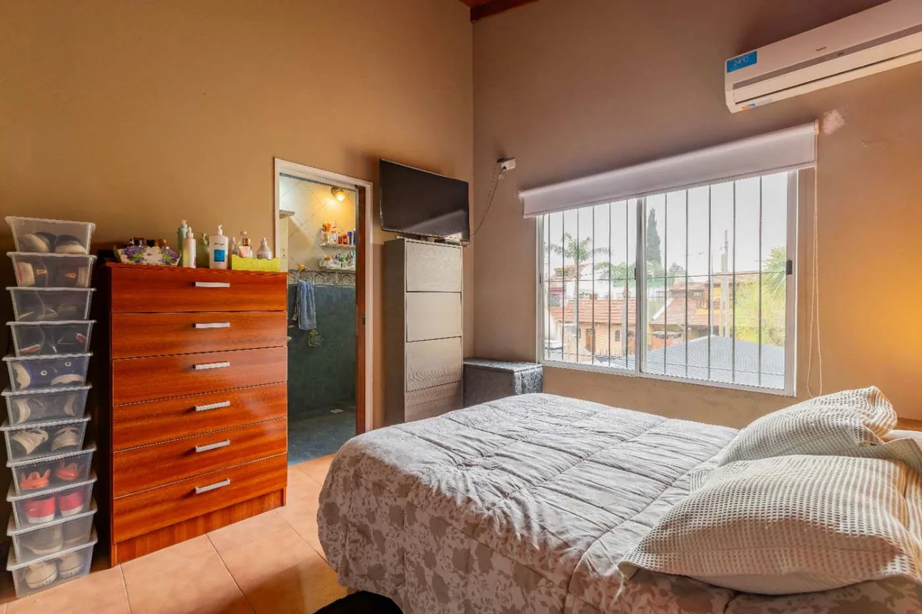 Casa de 5 ambientes en venta en Villa Tesei, Maestra A. González de Hecht 500, foto 5