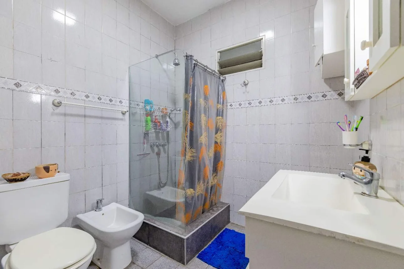 Casa de 5 ambientes en venta en Villa Tesei, Maestra A. González de Hecht 500, foto 4