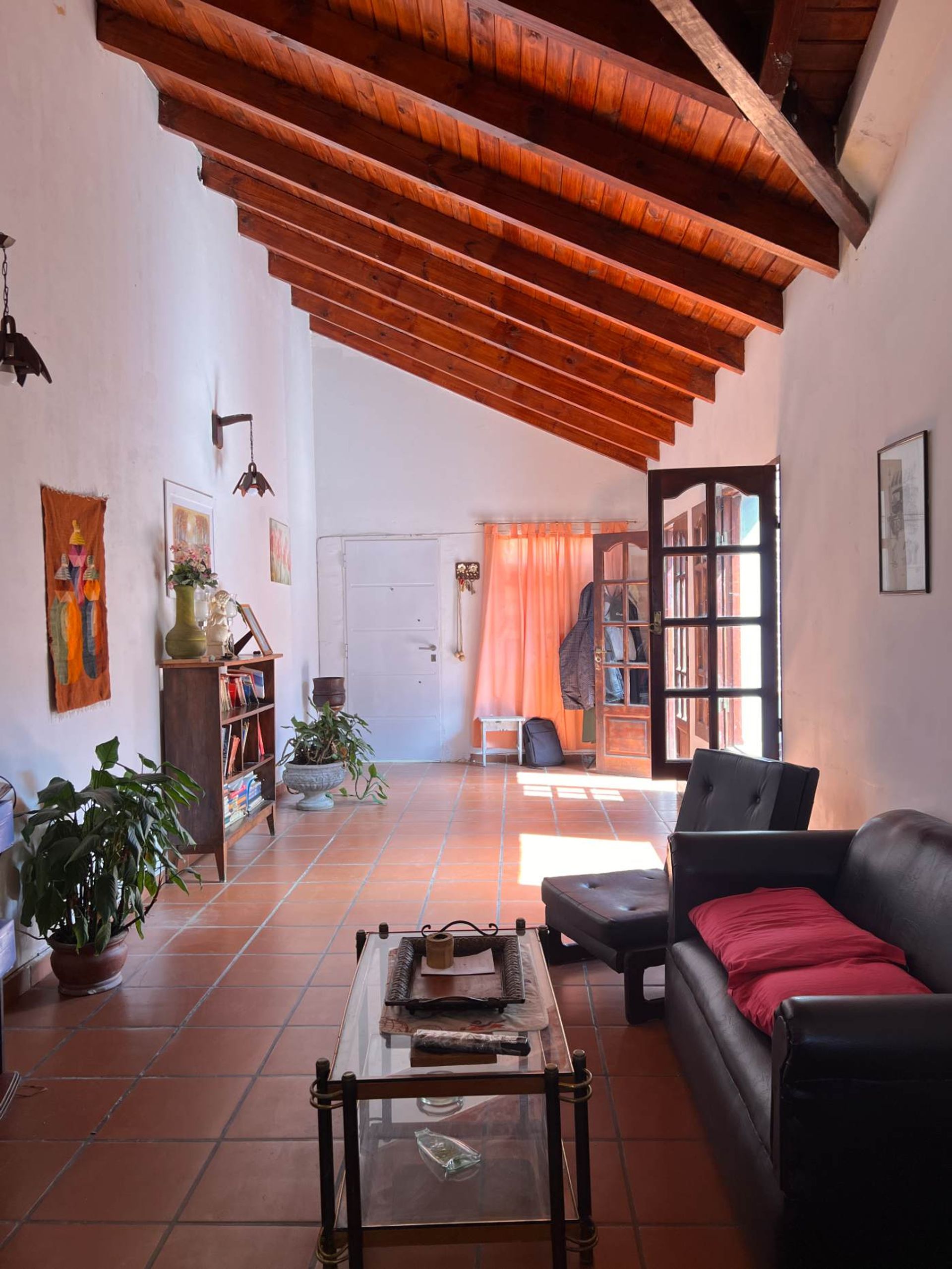 CASA 3 DORMITORIOS VENTA VAQUEROS CON COCHERA — foto 3