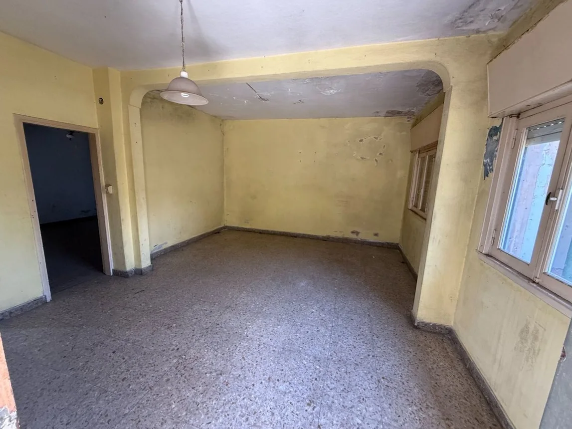 Casa de 4 ambientes en venta en La Tablada, Montenegro 400, foto 3