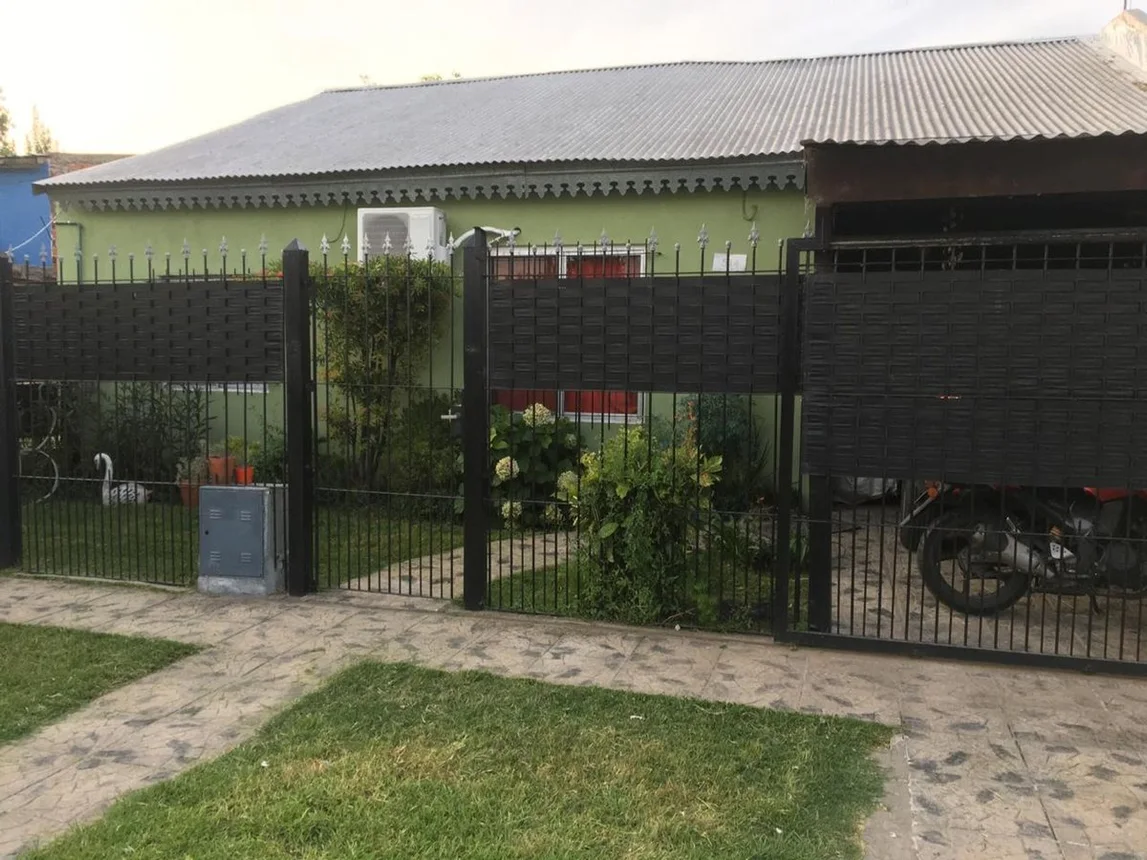 Casa en venta en Don Torcuato, Pasaje Don Torcuato 500