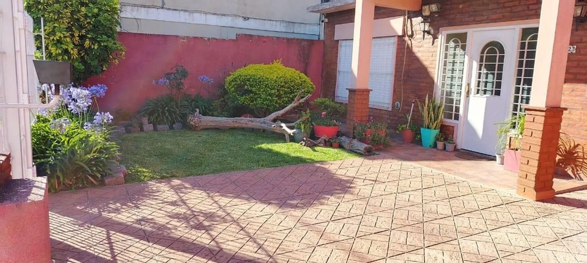 Casa de 3 ambientes en venta en La Tablada, Sarandí 4900, foto 2