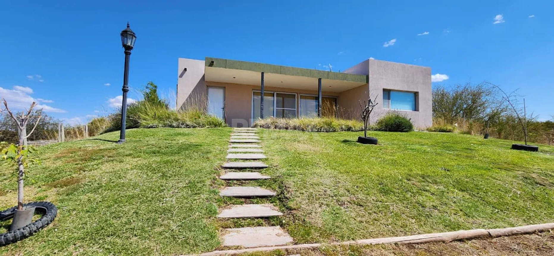 Casa de 3 ambientes en venta en Neuquén, La Peninsula - Lago Marimenuco 0, foto 3