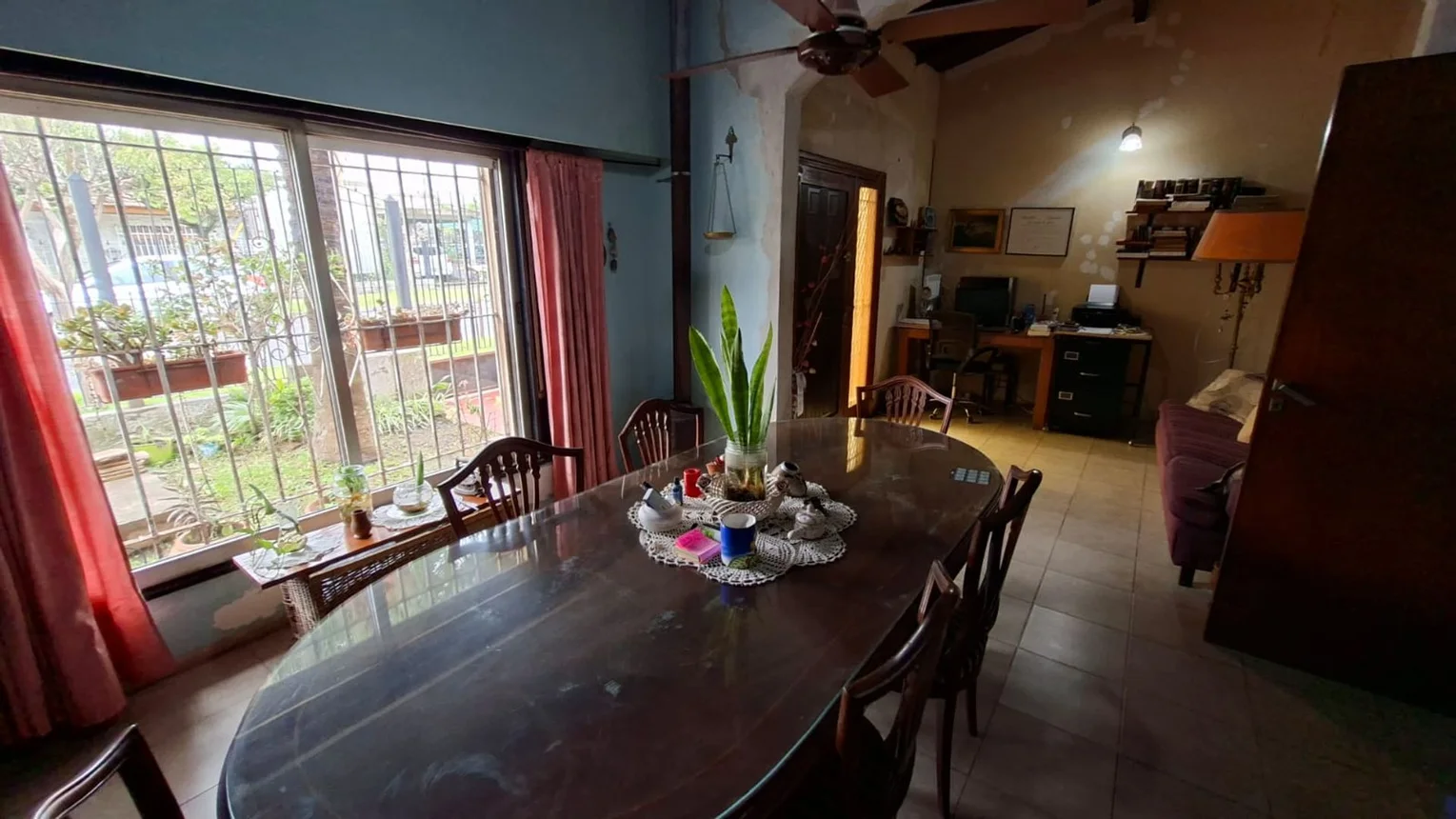 Casa de 4 ambientes en venta en Morón, Alcalde González Barbosa 1200, foto 3