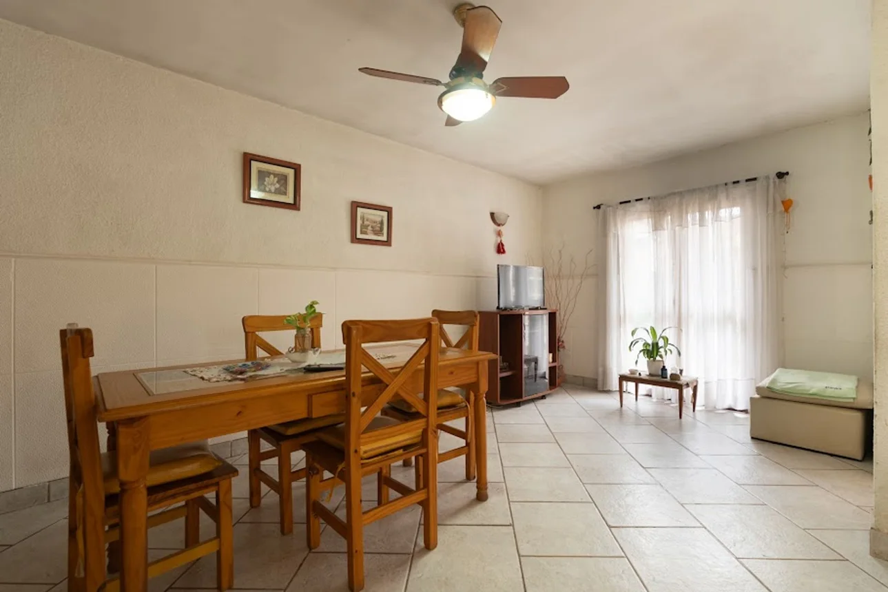 Casa de 4 ambientes en venta en Rosario, Ambrosio de Acosta 1000