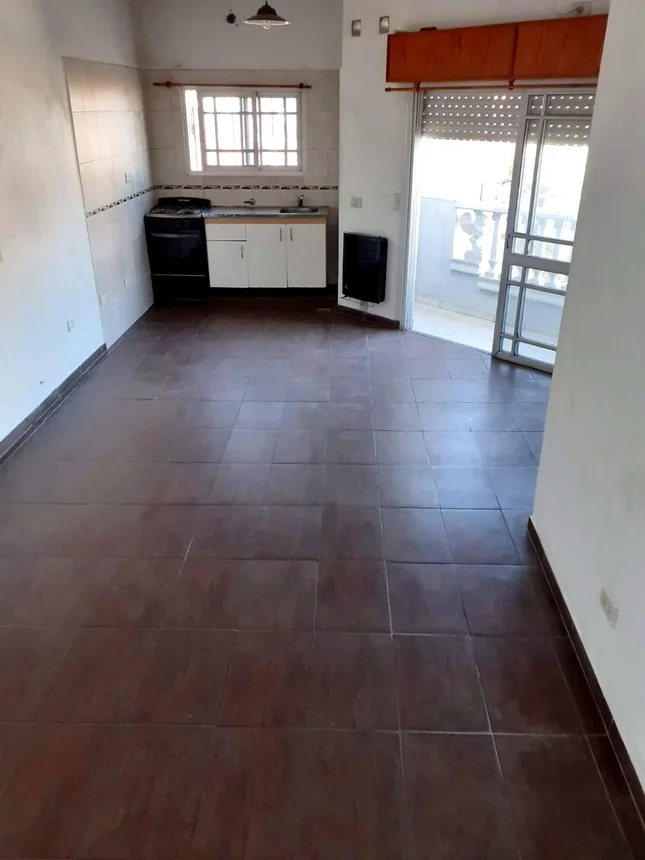 Departamento de 2 ambientes en venta en Berazategui, 14 y 114 1300, foto 2
