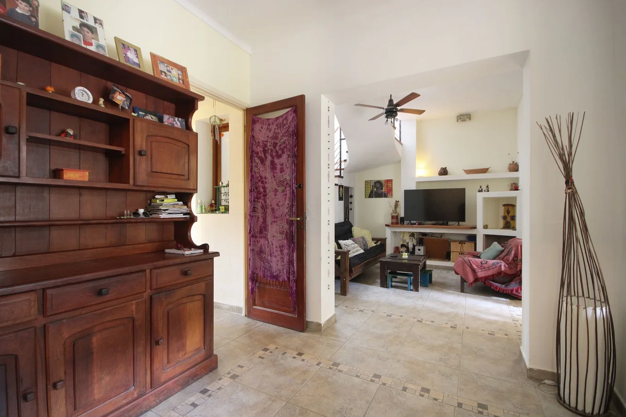 Casa de 7 ambientes en venta en Versalles, Marcos Sastre 6300, foto 2