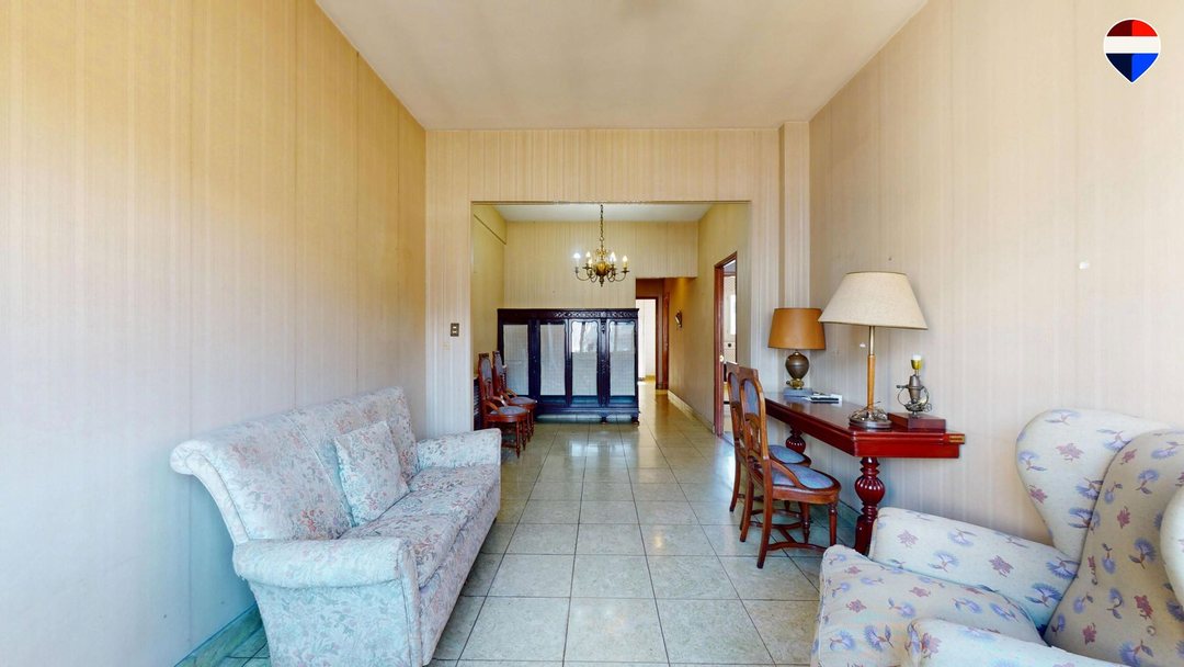 VENTA Dpto. 3 amb. Balvanera al frente c/balcón.