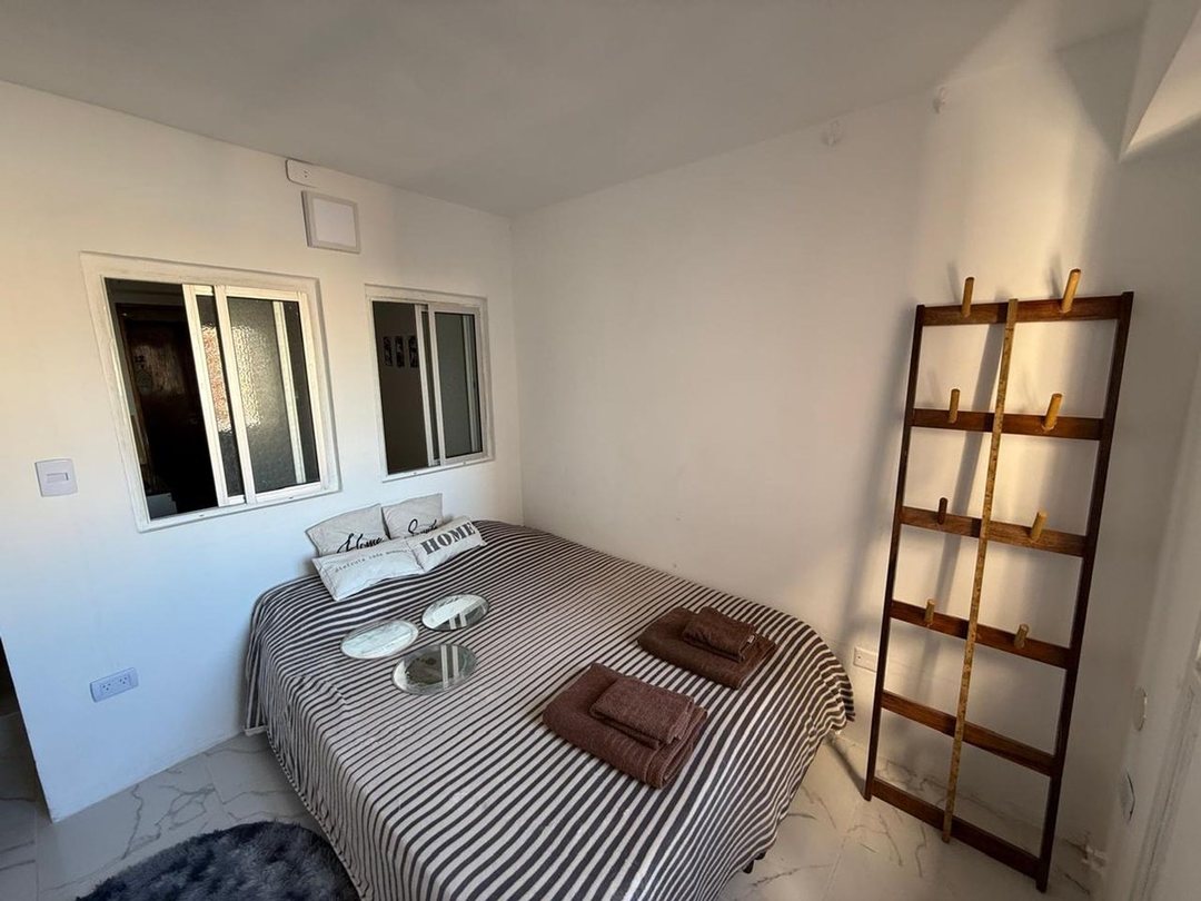 DPTO MONOAMB AMOBLADO CERCA PATIO OLMO