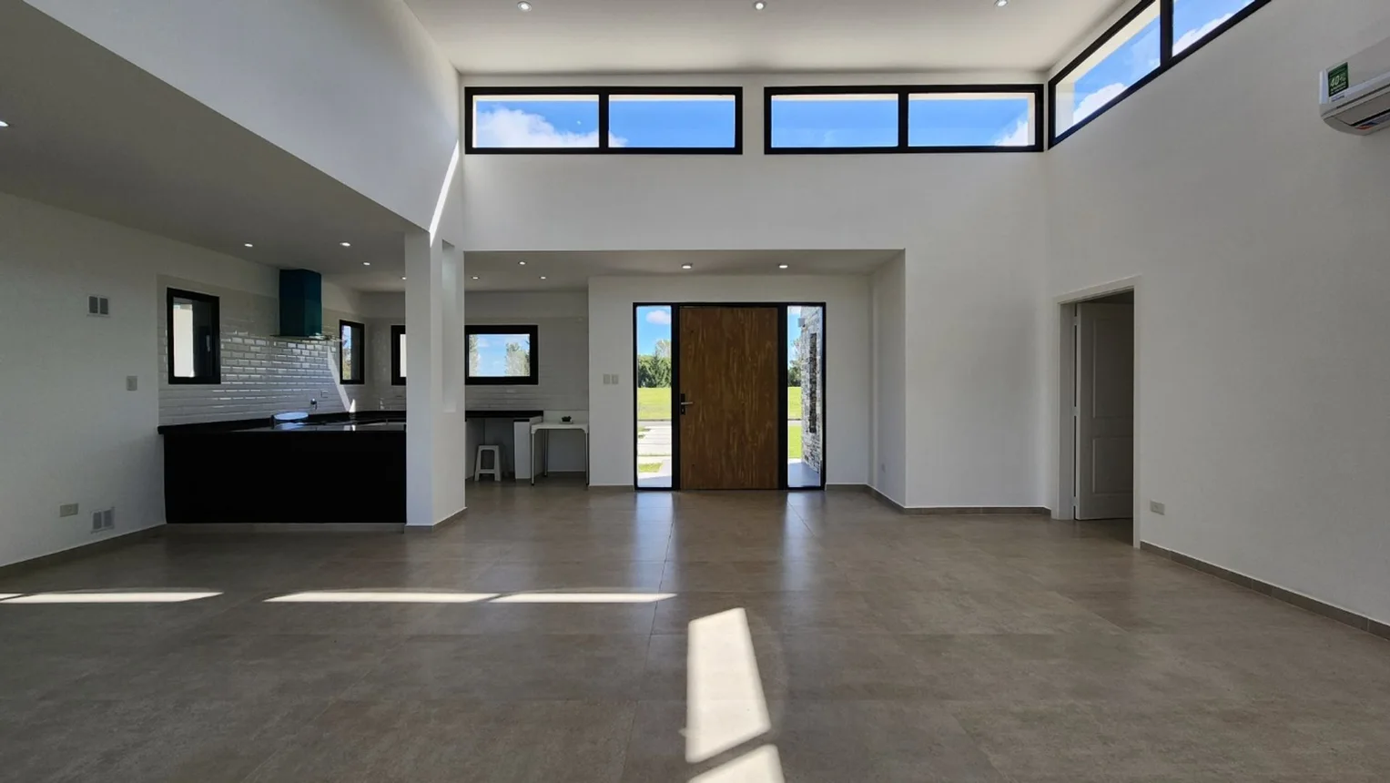 Casa en venta en La Plata, foto 2