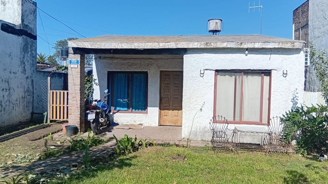 CASA  EN VENTA MORENO - OPORTUNIDAD