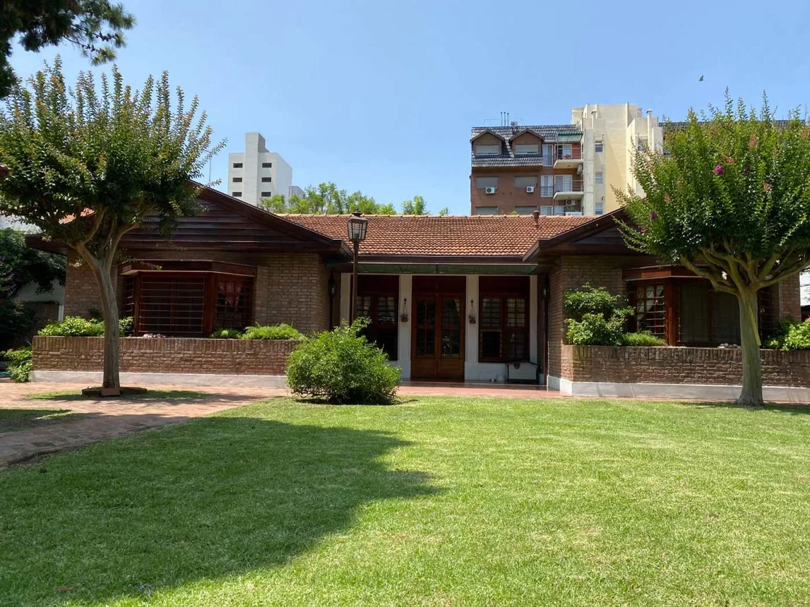 Casa de 5 ambientes en venta en Bernal Este, Ipiranga 0, foto 4