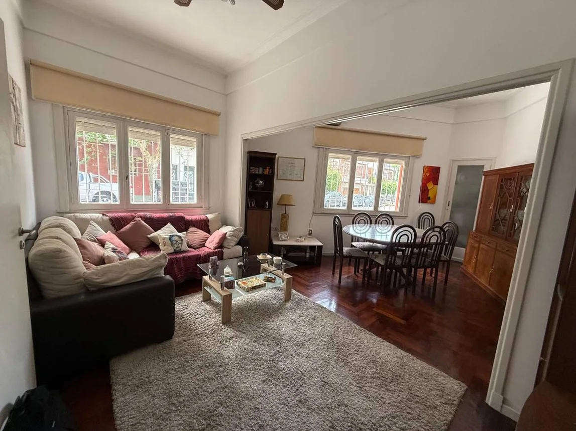 Casa en venta en Flores