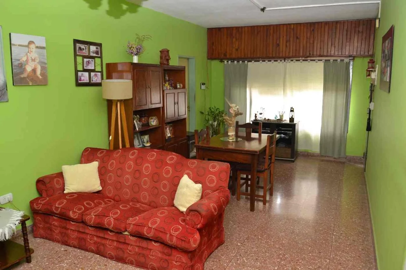 Casa de 4 ambientes en venta en Isidro Casanova, Juan Sebastián Bach 3400, foto 5