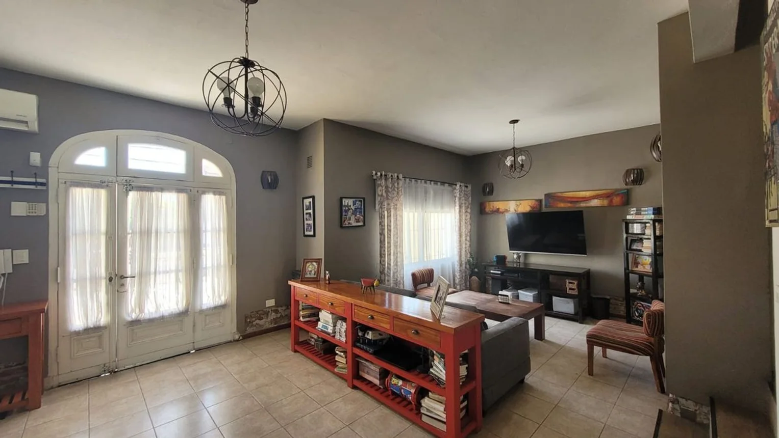 Casa en venta en Banfield, foto 3
