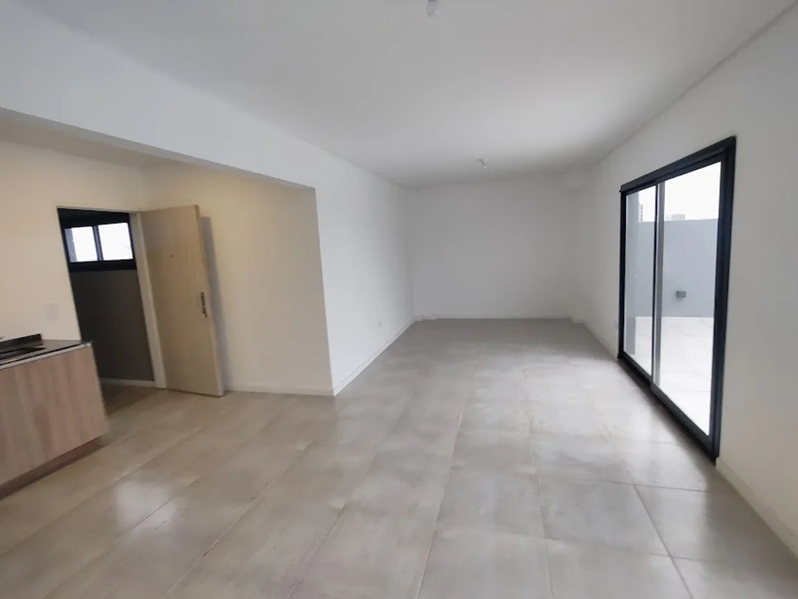 Departamento de 2 ambientes en venta en Santos Lugares, Lisandro de la Torre 2200
