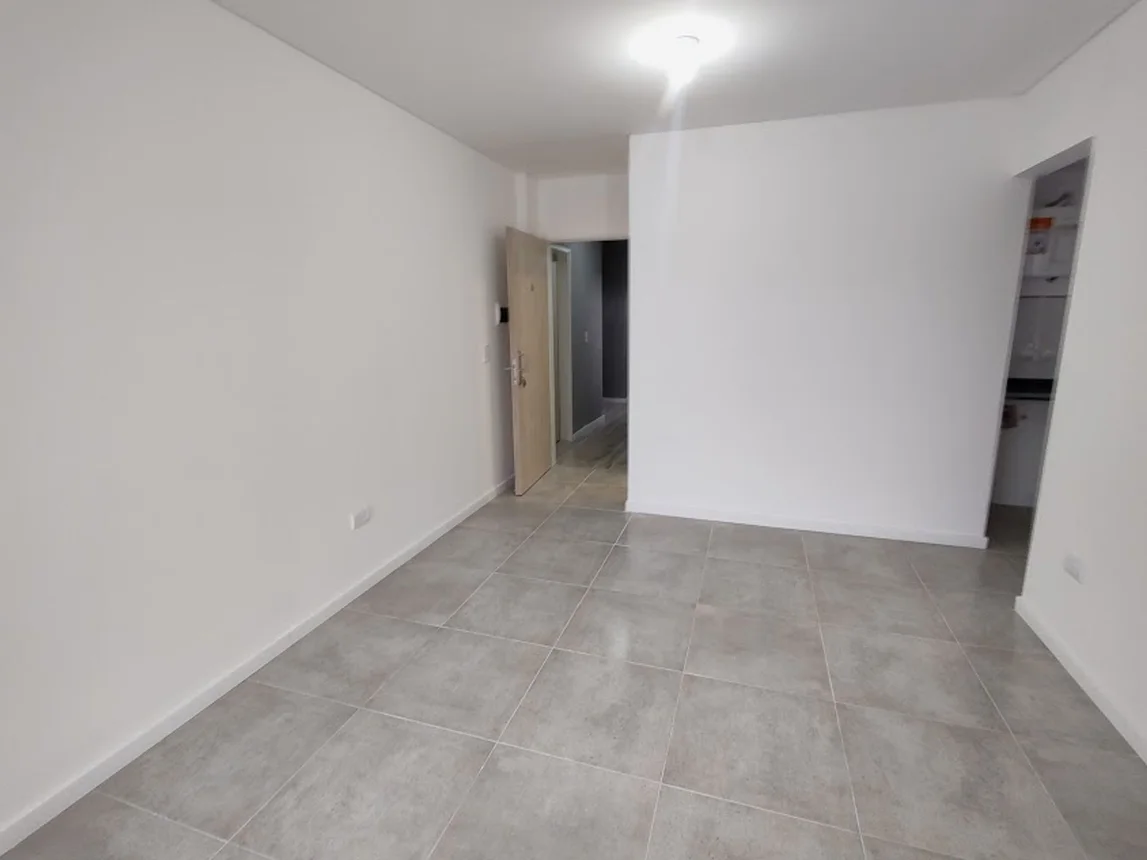 Departamento de 2 ambientes en venta en Santos Lugares, Lisandro de la Torre 2200, foto 3