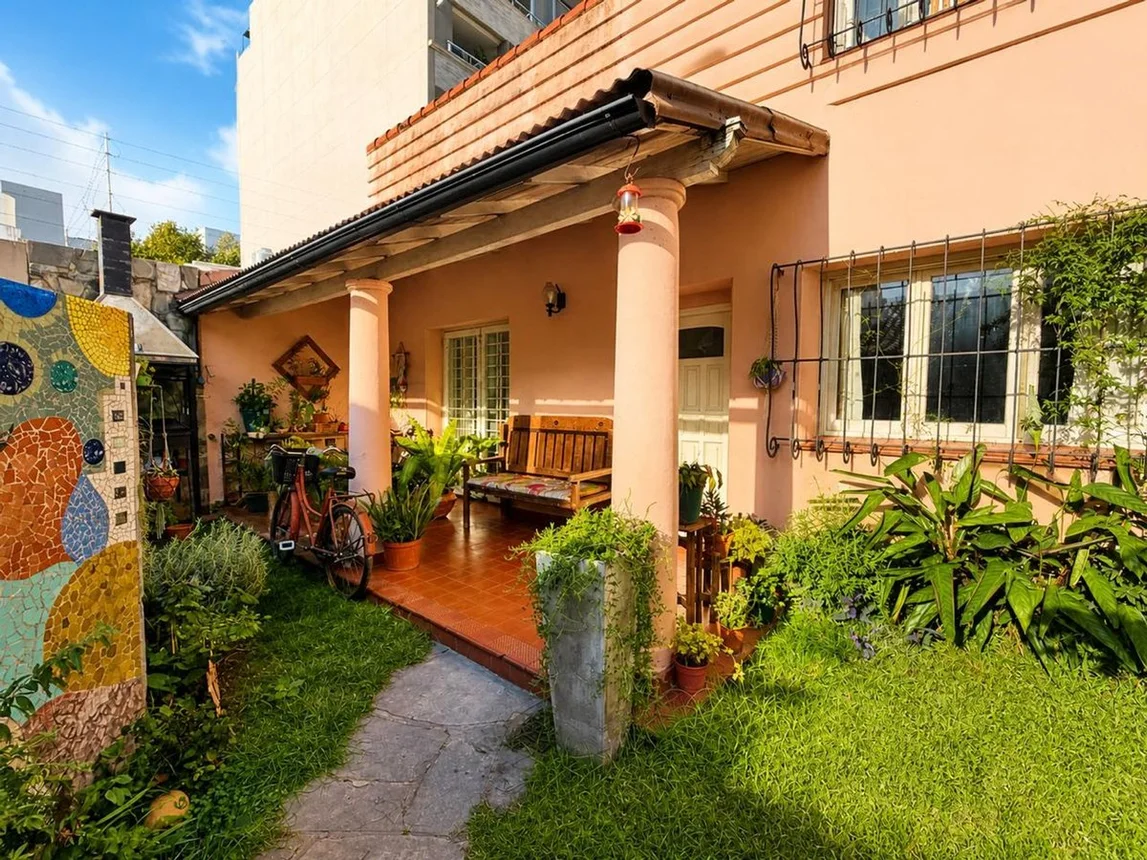 PH de 5 ambientes en venta en Bernal Este, Lavalle 500