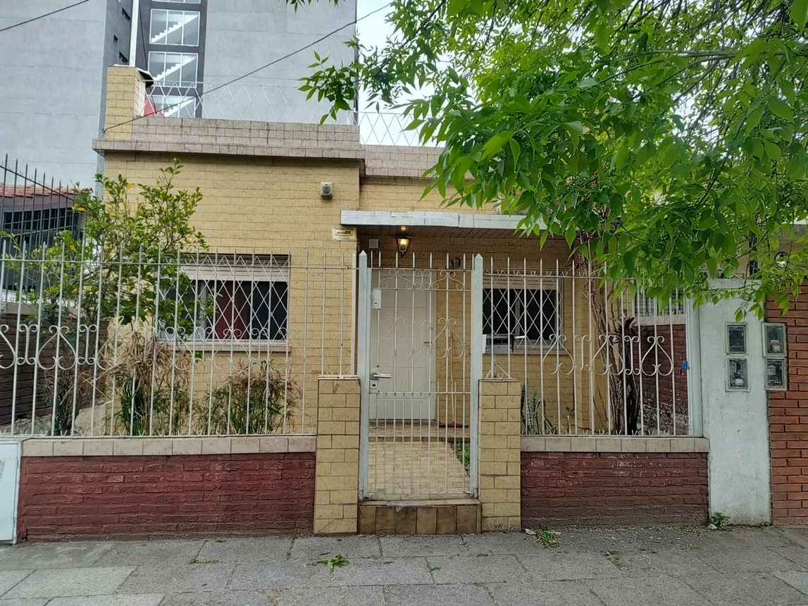 PH en venta en Morón, Entre Ríos 1000