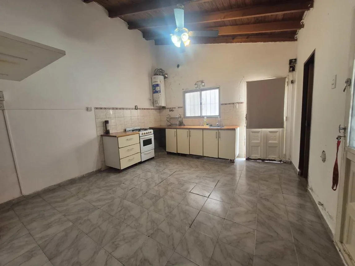 PH de 3 ambientes en venta en Lanús Oeste, Presidente Quintana 1000, foto 2