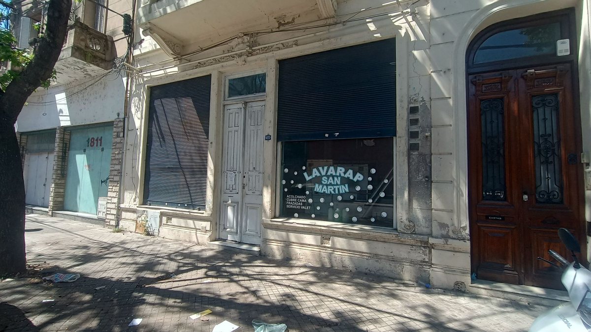 VENTA - LOCAL + CASA A RECICLAR ABASTO