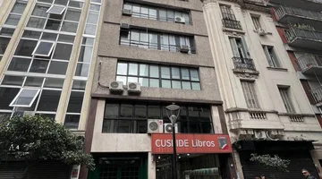 VENTA DE OFICINA MICRO CENTRO