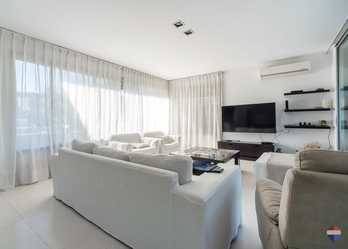 Venta casa 5 ambientes las liebres, foto 4