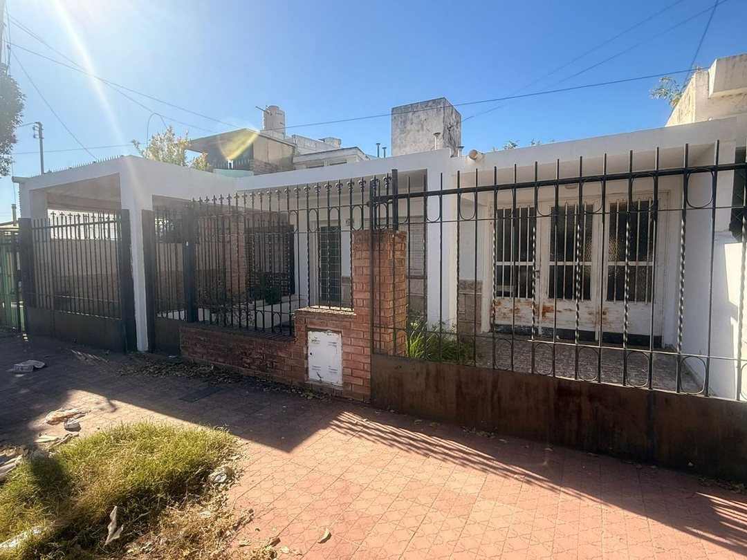 VENTA CASA 2/3 DORM + DEPTO SAN RAFAEL CBA RUTA 20