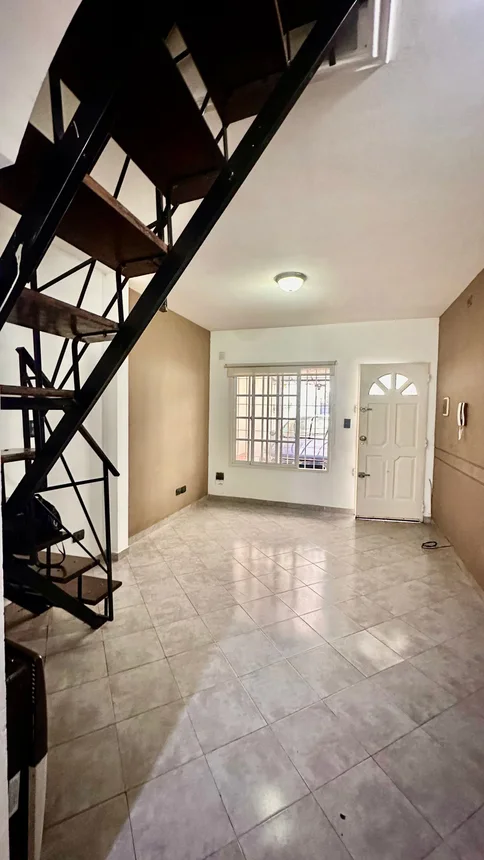 PH de 3 ambientes en venta en San Justo, Avenida Presidente Doctor Arturo Umberto Illia 3700, foto 2