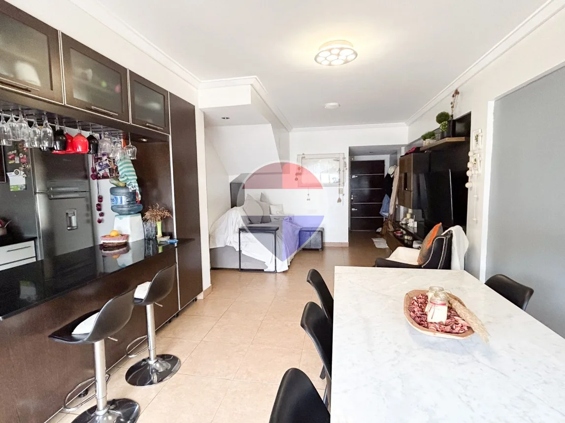Dúplex de 4 ambientes en venta en Parque Patricios, Catamarca 1600