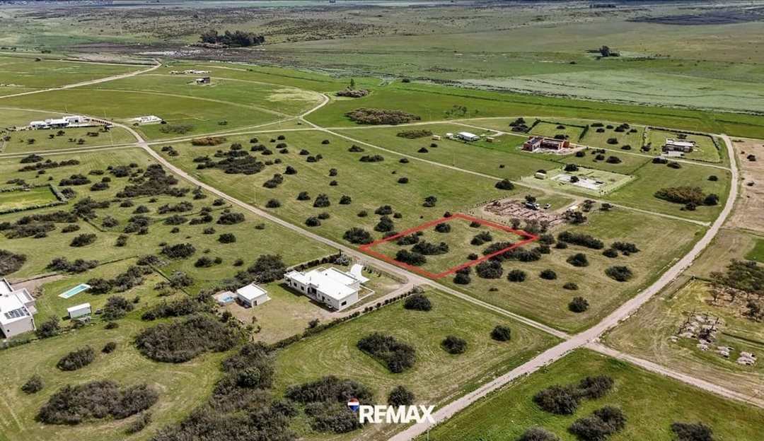 VENTA DE LOTE EN  B° LA HUELLA/ OPCIONES DE COMPRA