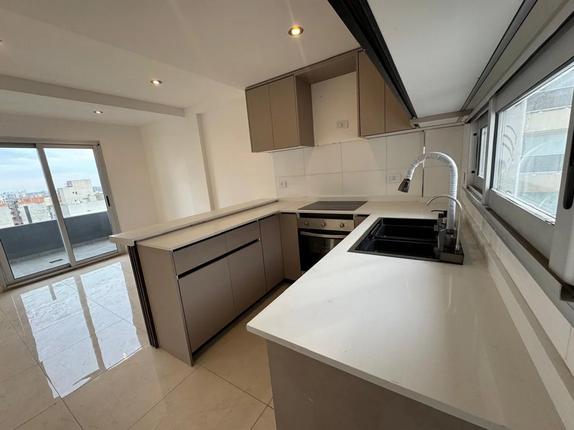 Dúplex en venta en Lanús Oeste, foto 2