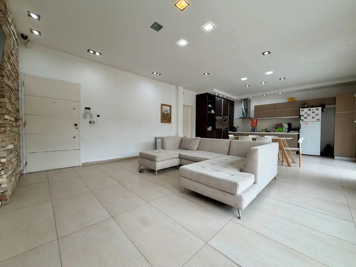 Casa en venta en Hurlingham, foto 2