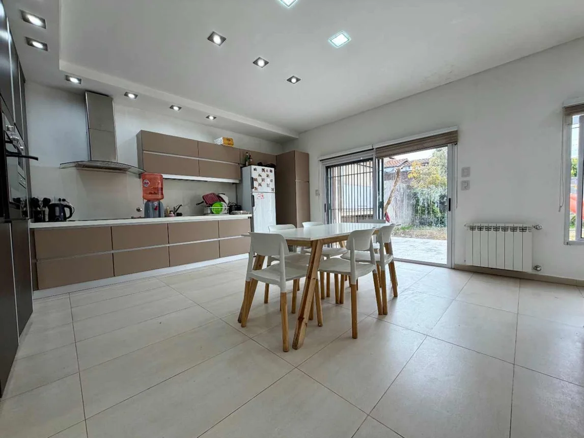 Casa en venta en Hurlingham, foto 4