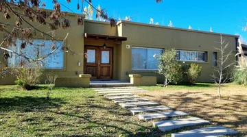 VENTA CASA ALTOS DE MANZANARES 5 AMBIENTES