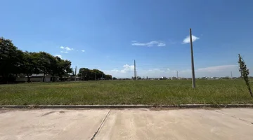 Terreno de 300 m² en Portal del Alba